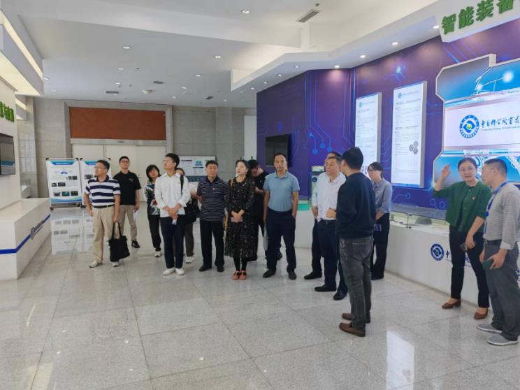 北碚區(qū)人民法院代表團到我司實地參觀