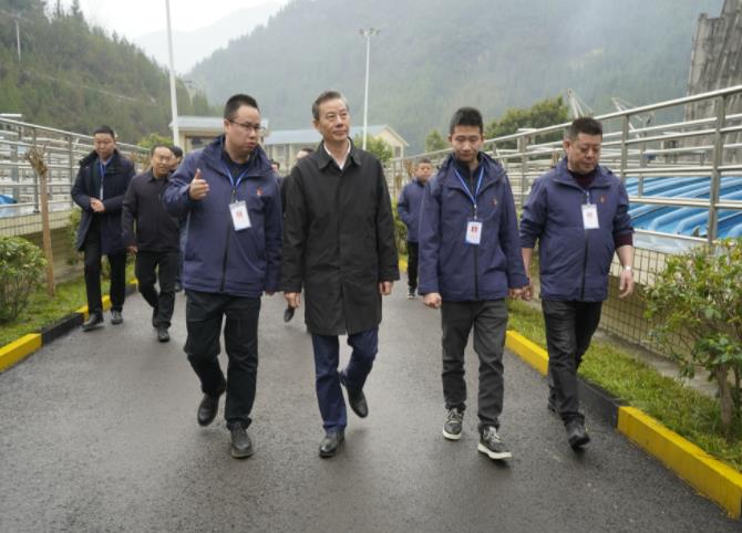 重慶市生態(tài)環(huán)境局黨組書記吳盛海赴巫溪縣、城口縣調(diào)研生態(tài)環(huán)保工作